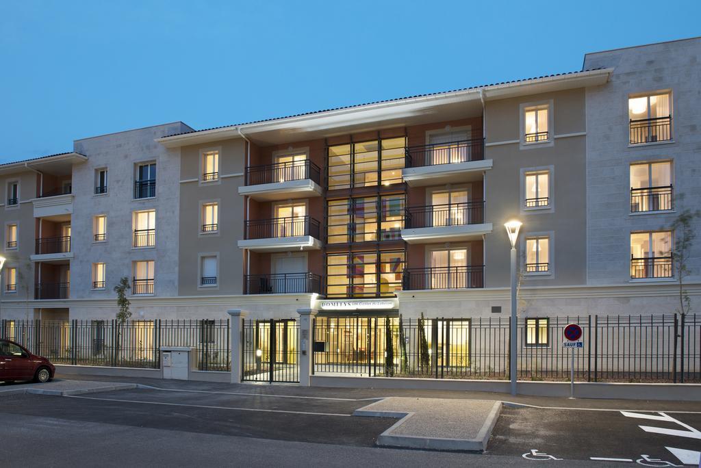 Domitys Les Cigales Du Luberon Aparthotel Cavaillon Exterior photo