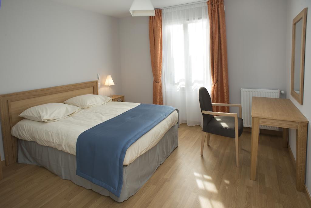 Domitys Les Cigales Du Luberon Aparthotel Cavaillon Room photo