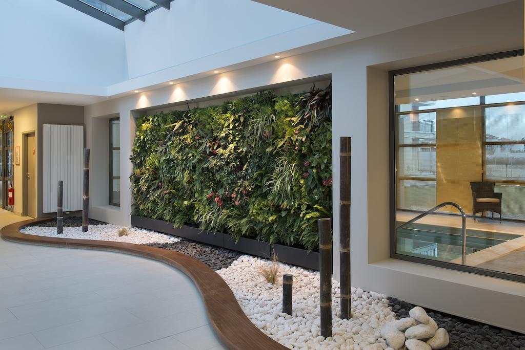 Domitys Les Cigales Du Luberon Aparthotel Cavaillon Exterior photo